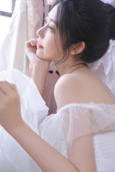 一个女人二个男人视频